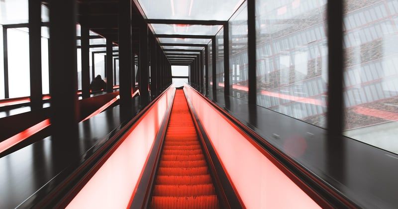Prix d’un monte-escalier Stannah neuf : quel budget prévoir ?